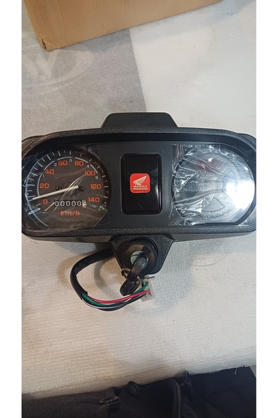İtimat Honda titan125 km saati 96....2000 +kontak komple 0EM