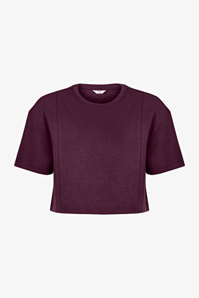 Penti تي شيرت حريري الملمس بلون أحمر كلاريت مع تفاصيل خياطة