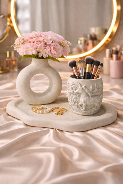 Homesinti Üçlü Dekoratif Set At Figürlü Kalemlik Vazo Tepsi Makyaj Masası Mas...