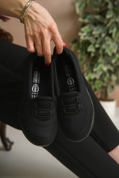 Afilli Kadın Siyah Memory Hafızalı Ortopedik Hafif Bağcıksız Rahat Yürüyüş An...