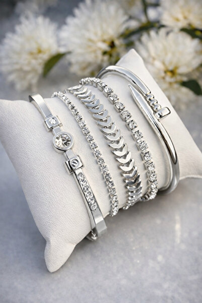 Crc Bijuteri سوار نسائي فضي اللون مكون من 5 قطع