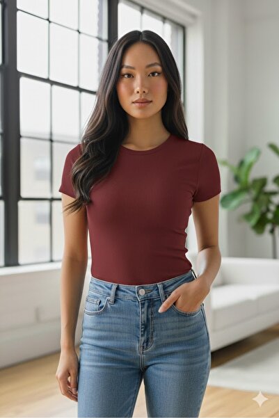 Maison La Femme Tricou pentru femei Crop cu potrivire perfectă