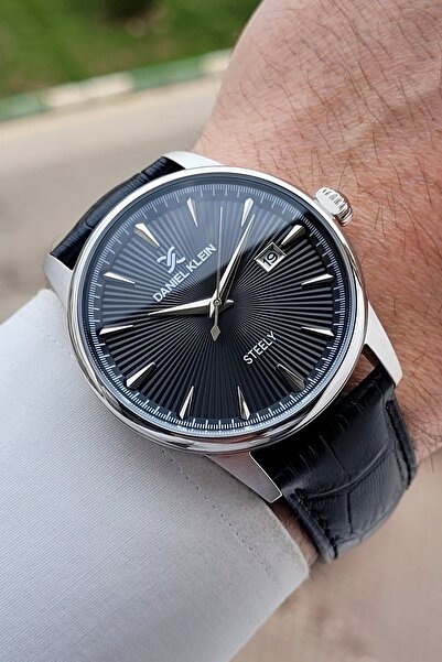 Daniel Klein 41.5mm Case with Grey Strap Black Color Adjustable Strap Men's W...