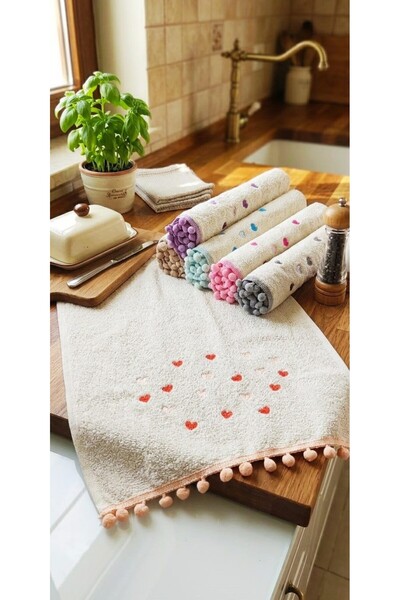 A.Z.H. أمي 30x50 سم. - طقم مناشف فاخرة مطرزة على شكل قلب مكون من 6 قطع