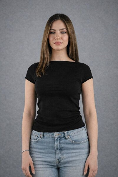 Maison La Femme Γυναικείο μπλουζάκι με κοντό μανίκι και λαιμόκοψη σκάφος, βασ...