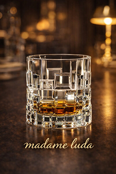 MADAME LUDA 2 قطعة كأس سعة 205 مل. ويسكي-كونياك-فودكا-بوربون. (سلسلة خاصة)