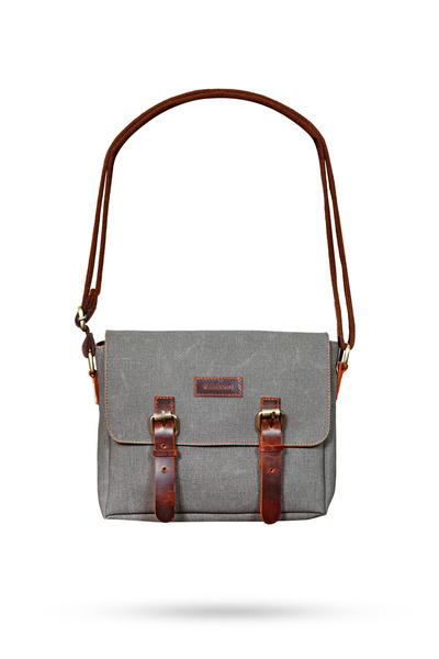 Gillario Kanvas - Deri Gri Postacı Çanta - Design01