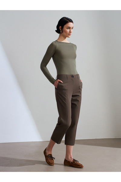 Dilvin 72279 Παντελόνι Κάπρι με μεσαία μέση στενούμεση - Χακί