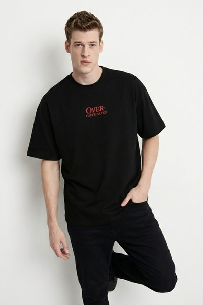 COMBİNE MİCHAİL تي شيرت أسود كبير الحجم مطبوع عليه نص للرجال