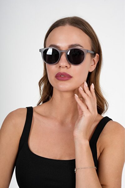 JULIANO Gray Round Smoked Sunglasses