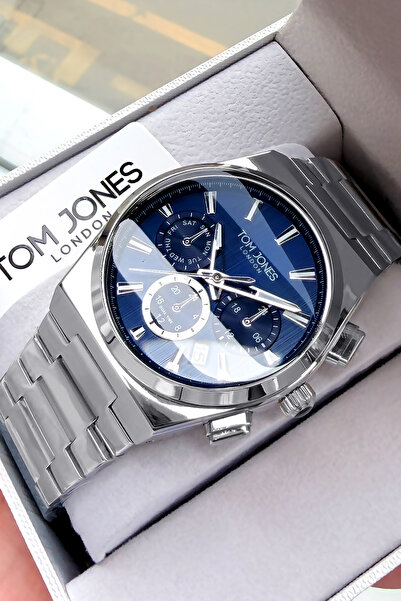 Tom Jones Men's Wristwatch (by. Daniel Klein) 3 Atm Waterproof Silver Color S...