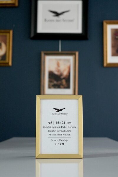 Raven Art Studio Ermitaj 15cm x 21cm Χρυσό Πλαίσιο Εγγράφων Φωτογραφιών και Α...