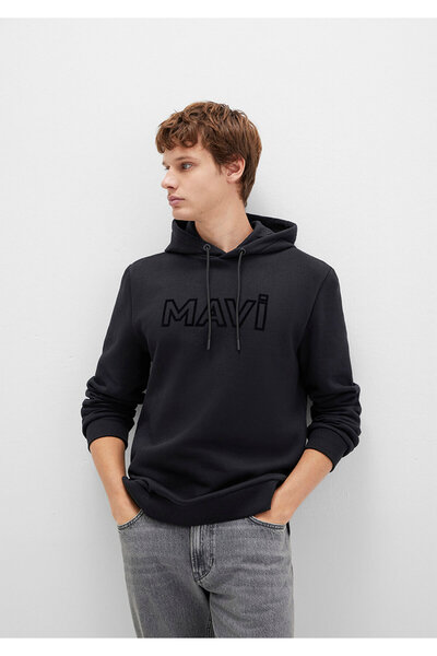 Mavi Schwarzes Kapuzen-Sweatshirt mit Logo-Print 0610941-900