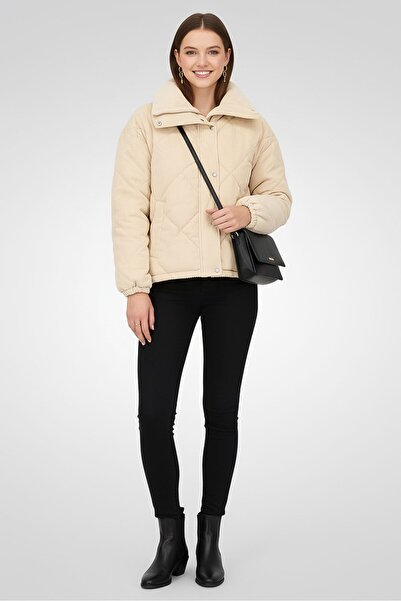 Levi's Women Quilted Corduroy Puffer Jacket, Cream