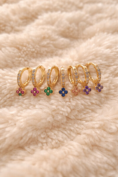 stainles steel Gold Renk Çiçek Detaylı Halka Küpe 6’lı Set – Zirkon Taşlı Pas...