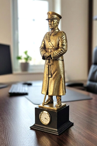 Gift Garden Mareşal Atatürk Heykeli Dekoratif Biblo Gold