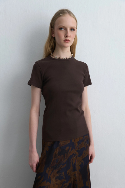 Gusto Short Sleeve Basic Cotton Tshirt - Brown