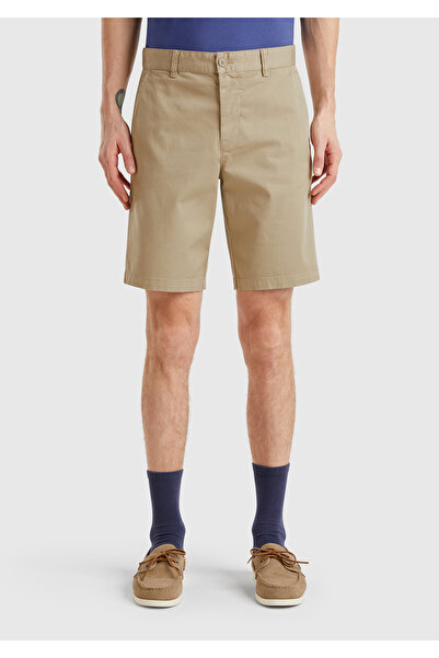United Colors of Benetton الرجال الكاكي تشينو برمودا