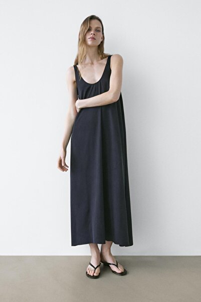 Massimo Dutti Askılı dökümlü kloş elbise