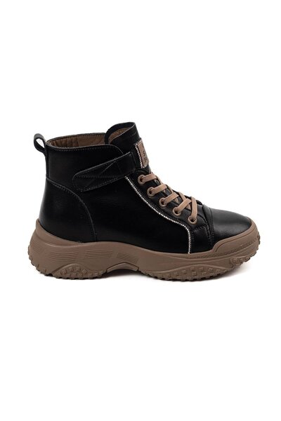 Guja حذاء شتوي رياضي نسائي ذو نعل سميك ورباط باللون البيج الفاتح