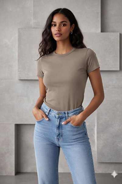 Maison La Femme Γυναικείο μπλουζάκι που εφαρμόζεται στο σώμα