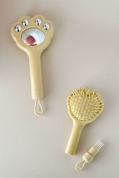 TAKIŞTIR Βούρτσα/χτένα μαλλιών σε κρεμ χρώμα με φιγούρα ποδιού