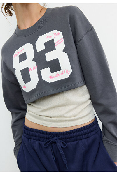 Stradivarius İşlemeli kombin sweatshirt