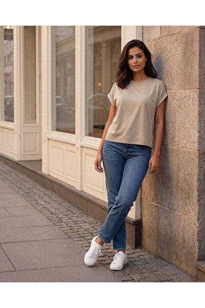 REDTAG Women Green Plain Casual T-Shirt