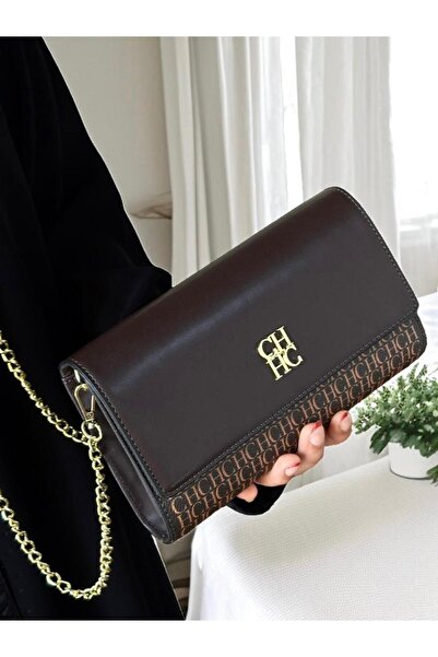 GENERAL A stylish women's Clutch Bag with a modern and elegant design.