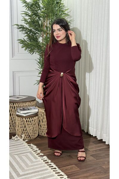 TREASUREISLAND فستان أنيق بتصميم عصري يجمع بين البساطة والفخامة، مثالي لإطلال...