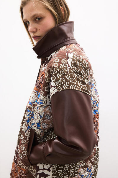 Touché Privé Leather-Detail Ethnic Pattern Quilted Shirt