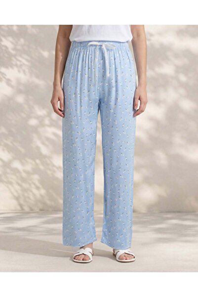 REDTAG بنطلون بيجاما نسائي أزرق مطبوع واسع الساقين