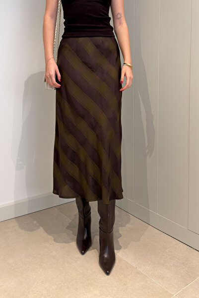 MAGARDE Premium Elastic Waist Pleated Skirt - Khaki