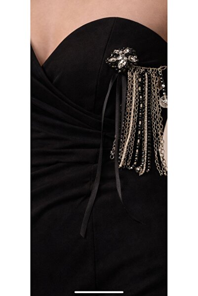 zamansız takı broş