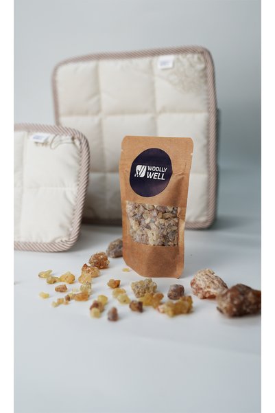 Woolly Well Set of 3 Merino Sheep Wool Medical Pillows 15X15 cm + 25X25 cm + Akgünlük Gum Gum 50 Gr