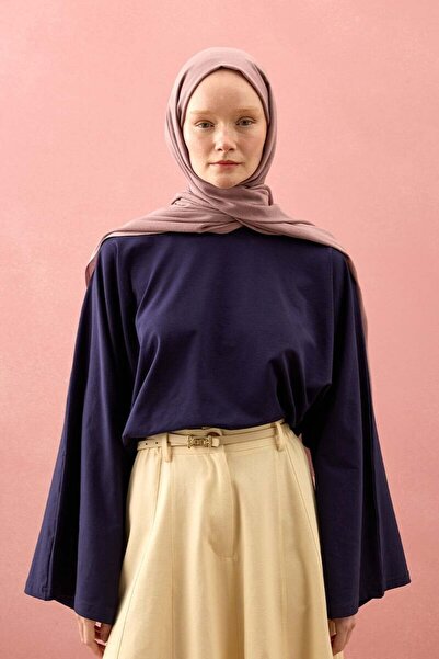 Ceylan Otantik Navy Blue Single Jersey Bat Sleeve Crop Top