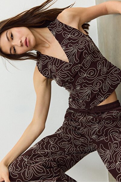 Stradivarius Embroidered strap top