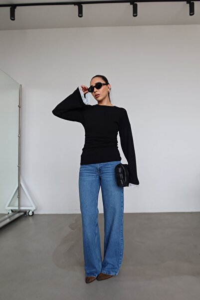 Özge Özgenç Taşlamalı Straight Fit Jean