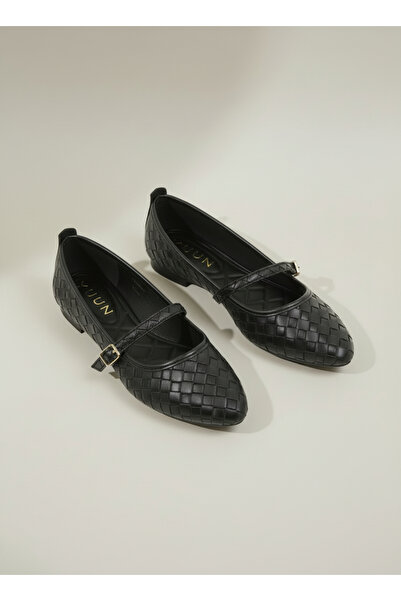 YUUN Beka Black Knitted Patterned Women's Ballet Flats