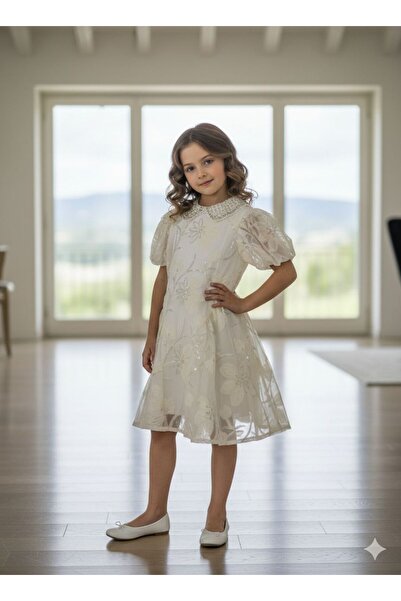 Pyramid masterpieces Short and soft girls' dress