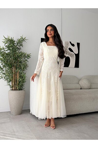 styleekone Lace dress with tulle