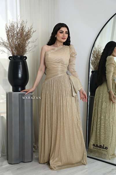 Warazan Royal evening dress for special occasions
