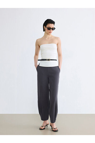 LC Waikiki بنطلون نسائي ذو ملمس مميز مع حزام خصر من UZG STORE