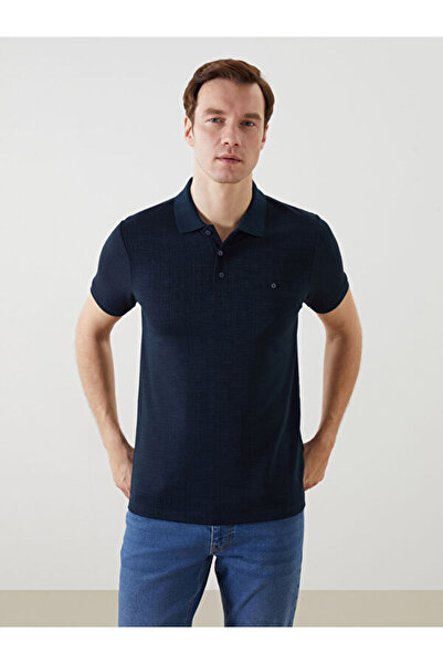 LC Waikiki تي شيرت رجالي بأكمام قصيرة وياقة روبا مطوية من UZG STORE