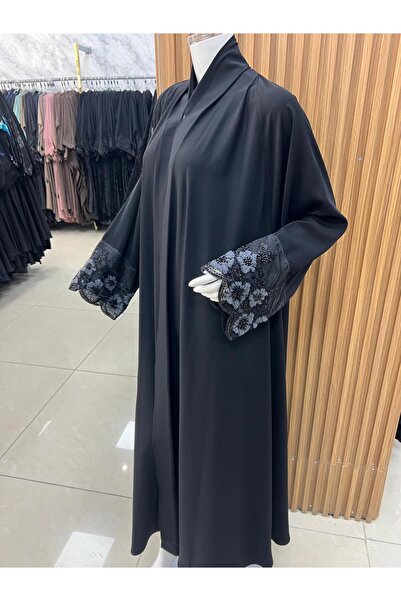 Korean A formal and elegant abaya with pleated details at the front and on th...