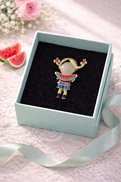 PULİNİN DÜKKANI 🍉 Karpuzlu Kız Figürlü Broş – Yaz Temalı Sevimli Tasarım Roz...