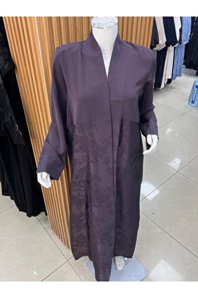 Korean A formal and elegant abaya with pleated details at the front and on th...