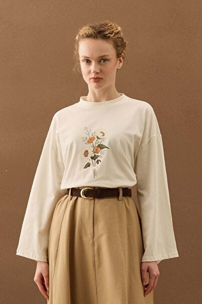 Ceylan Otantik Ecru Daisy Printed Basic Body