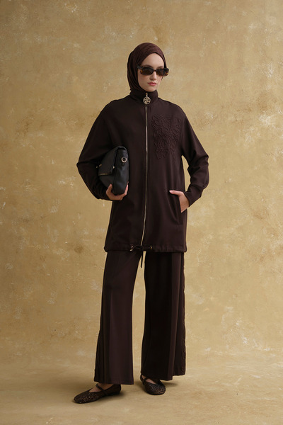 Armine Nakış Detaylı Örme Takım Acı Kahve