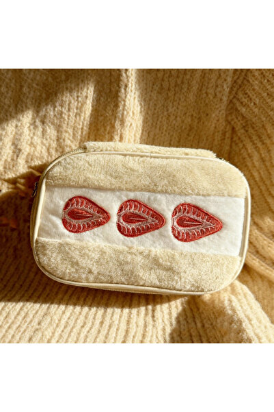 Choice حقيبة مكياج مزينة وبري فراولة مخملي، حقيبة تخزين مكياج نسائية متعددة ا...